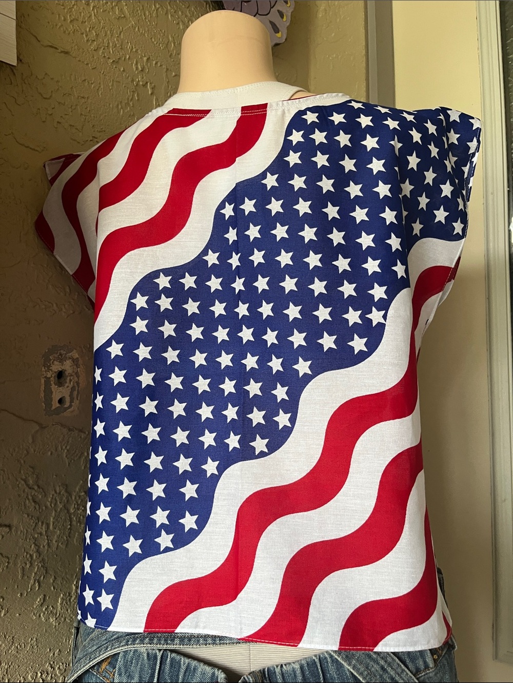 Ladies Americana Flag Print tops Top - Red, White & Blue. Perfect for summer.